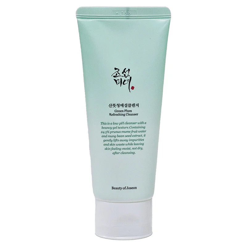Green Plum Refreshing Cleanser