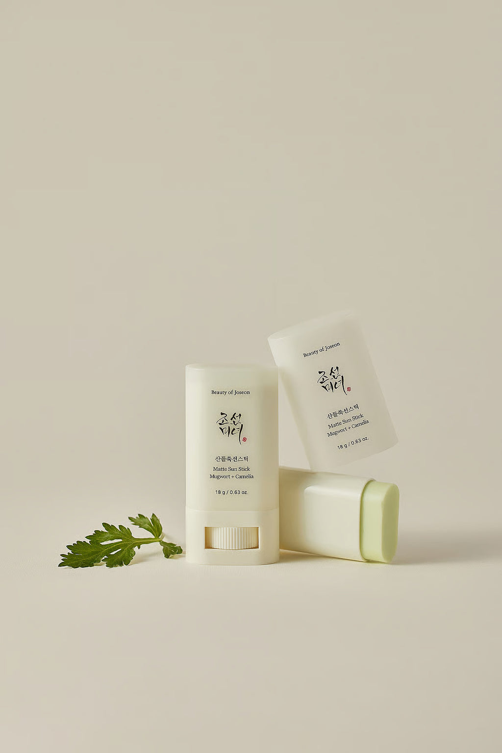 Matte Sun Stick Mugwort + Camelia SPF 50